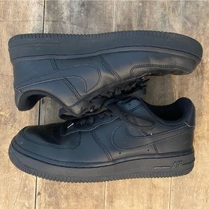 Nike Air Force 1 Black Size 7